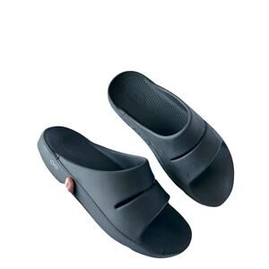 OOFOS Recovery Slides Men’s 10 – Comfort Core | Minimalist Dadcore Vibe